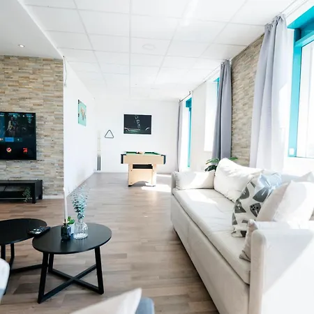 Kocasa-apartments, Penthouse, Panorama, Dachterrasse, Zwei Stellplaetze, Wifi, Waipu-tv, Billard Appartement *