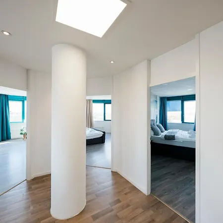 Kocasa-apartments, Penthouse, Panorama, Dachterrasse, Zwei Stellplaetze, Wifi, Waipu-tv, Billard Karlsruhe