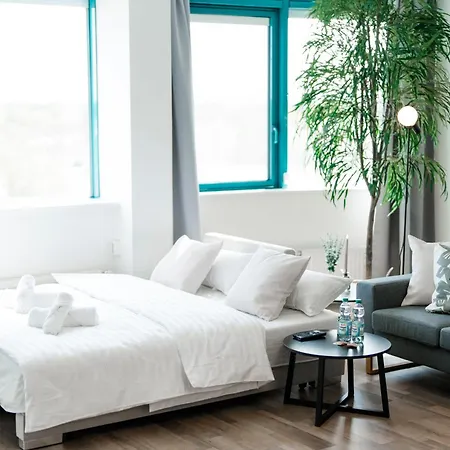 Kocasa-apartments, Penthouse, Panorama, Dachterrasse, Zwei Stellplaetze, Wifi, Waipu-tv, Billard * Karlsruhe