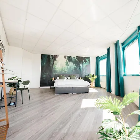 Kocasa-apartments, Penthouse, Panorama, Dachterrasse, Zwei Stellplaetze, Wifi, Waipu-tv, Billard *